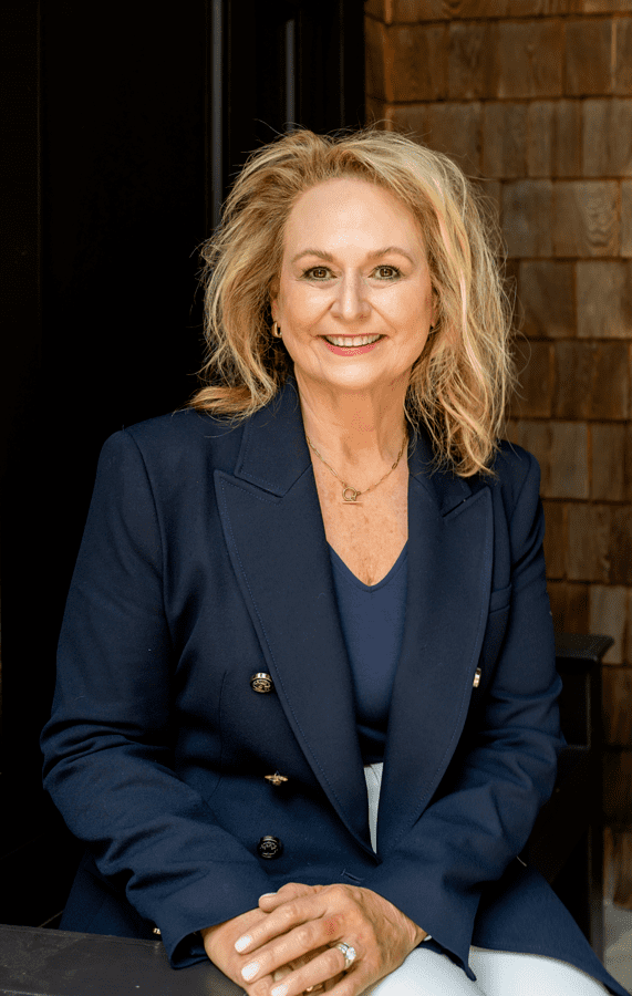 Real Estate Agent Jacquie Goumas-Fox